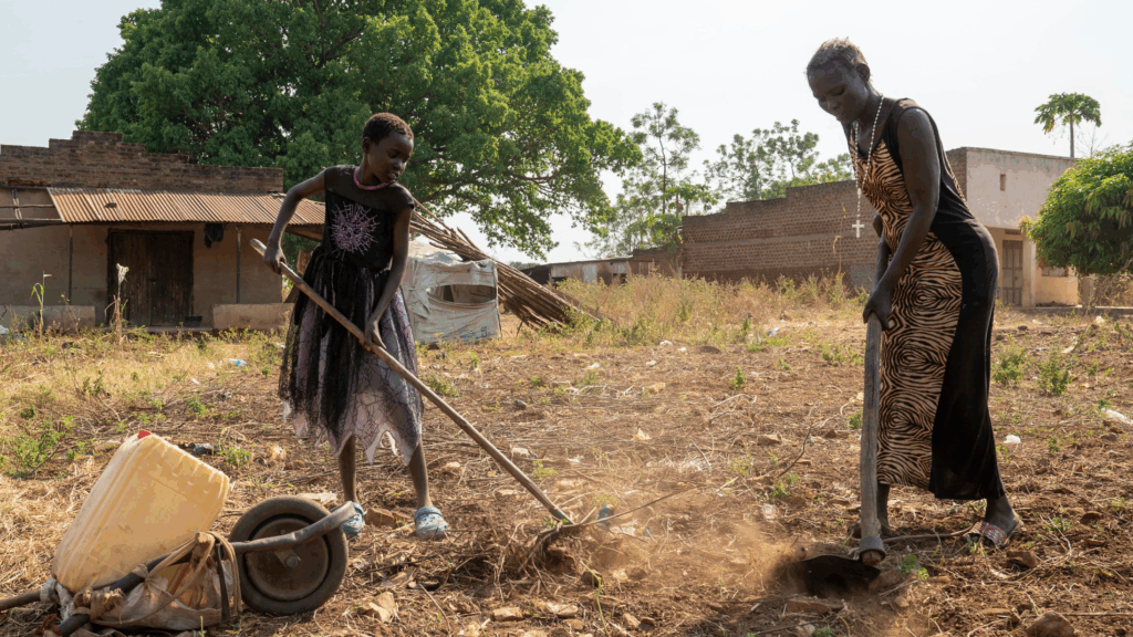 Current image: Small-scale farmers in South Sudan are vulnerable to fragility and climate change. A double burden.
