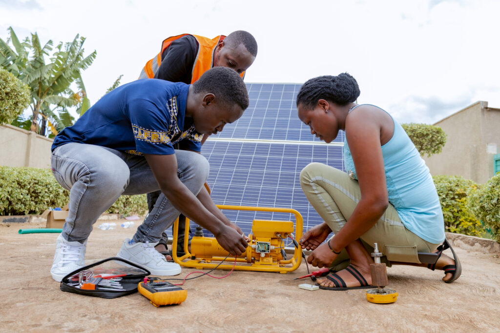Young maintenance service providers in Rwanda